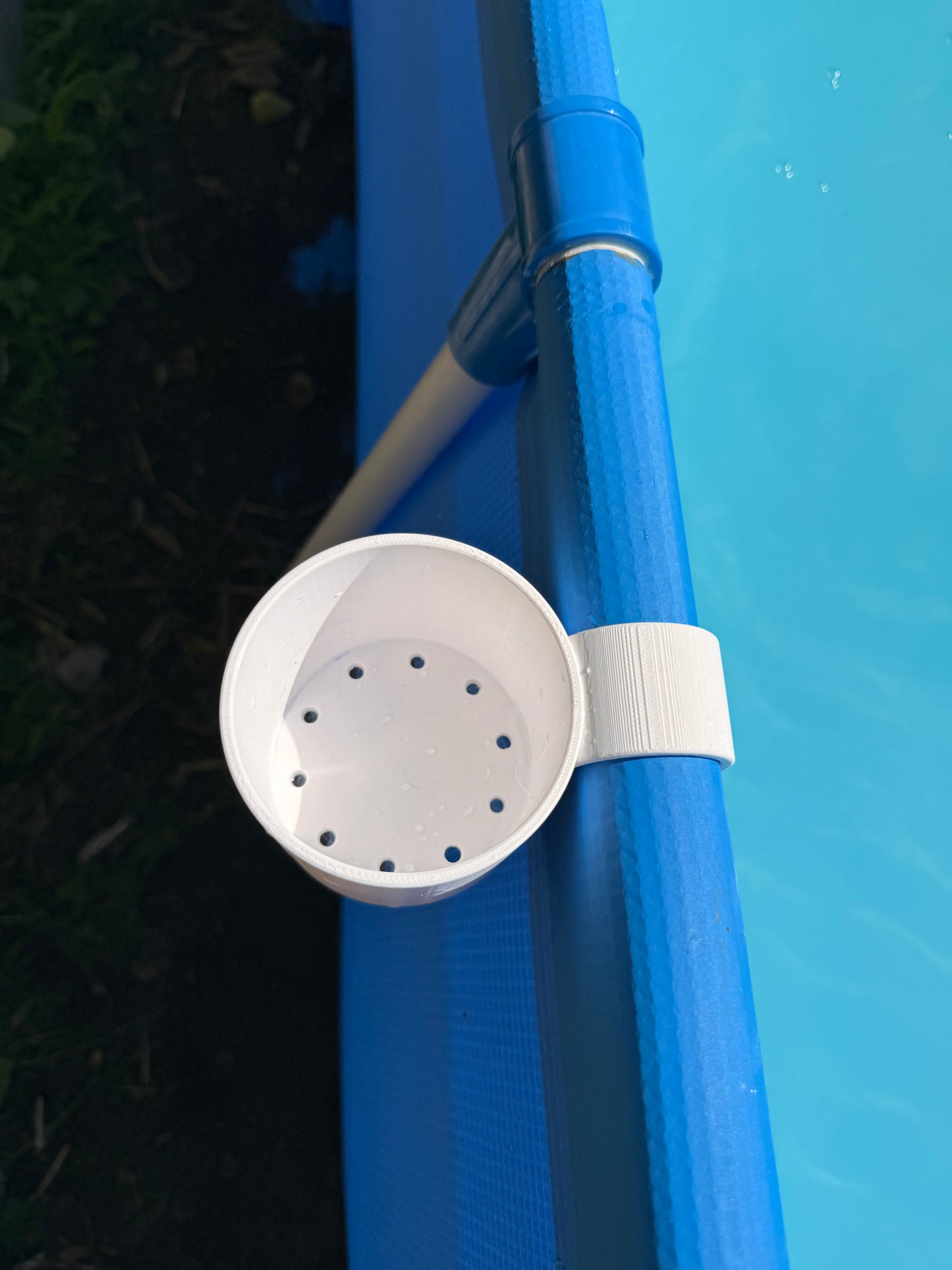 AquaWerk CanHold – Stabiler Dosen- & Flaschenhalter für Bestway & Intex Pools