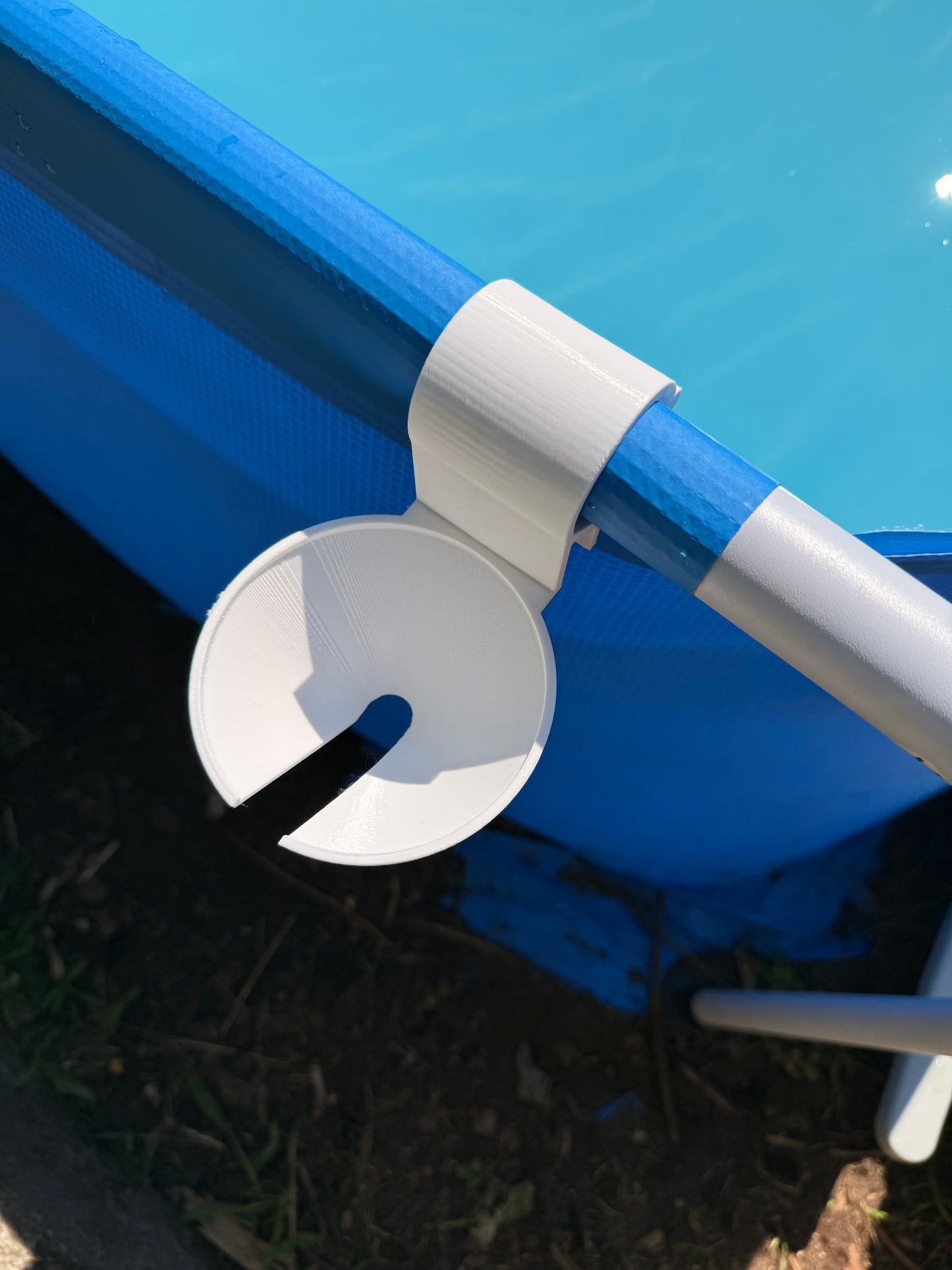 AquaWerk WineHold – Sicherer Weinglashalter für Bestway & Intex Pools